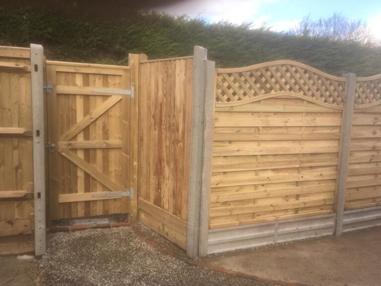 Fencing in Weald