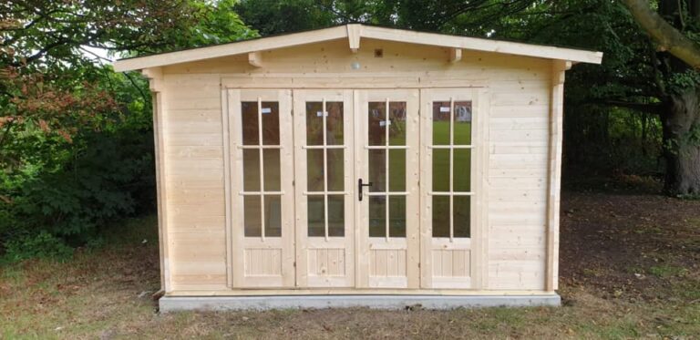 Garden Cabin in Sevenoaks, Kent
